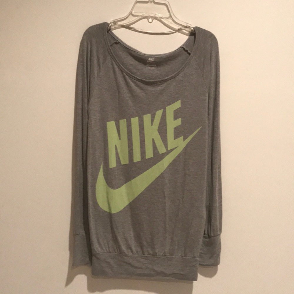 Nike long sleeve shirt